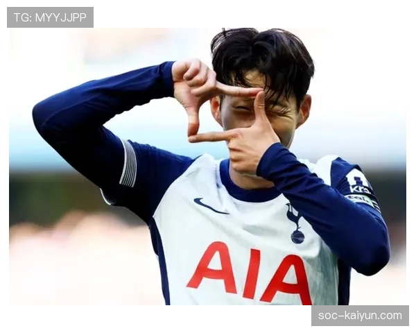 英国国家足球博物馆举办“英超亚洲球员”特展,孙兴慜球衣亮相